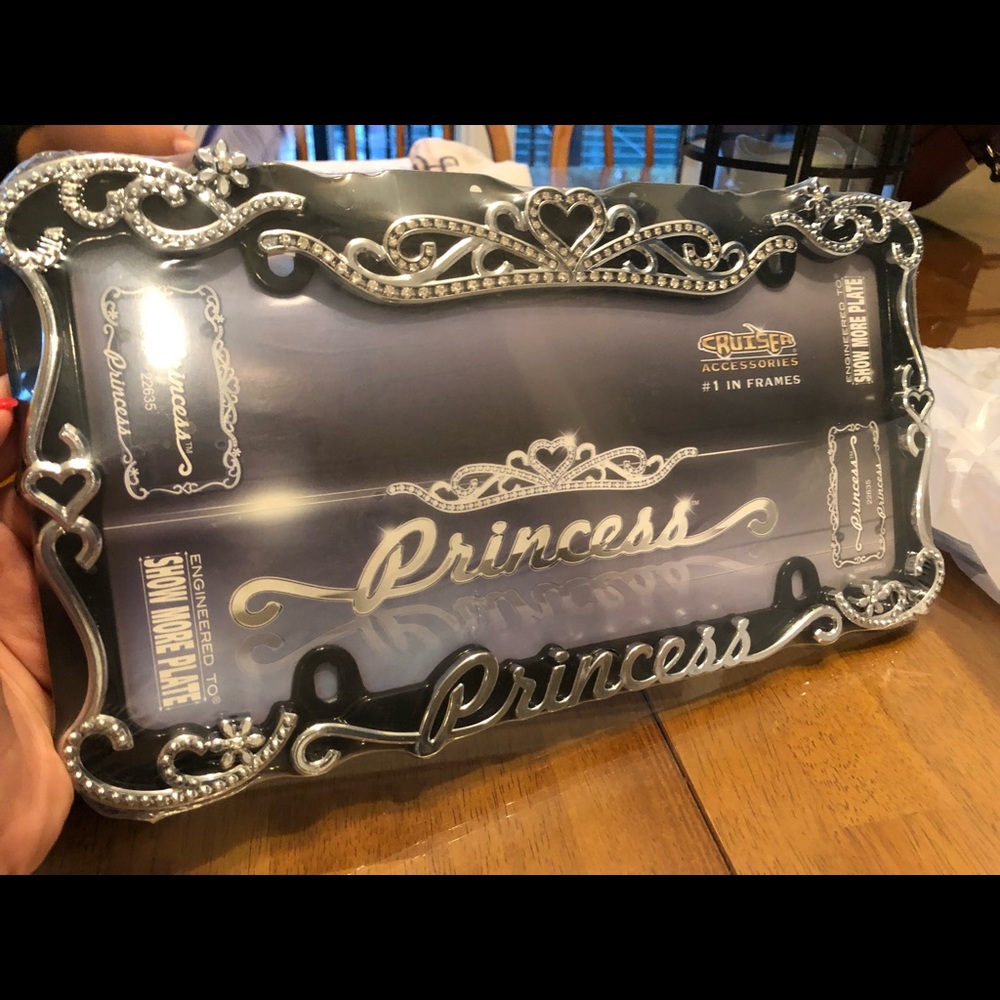 License plate frames